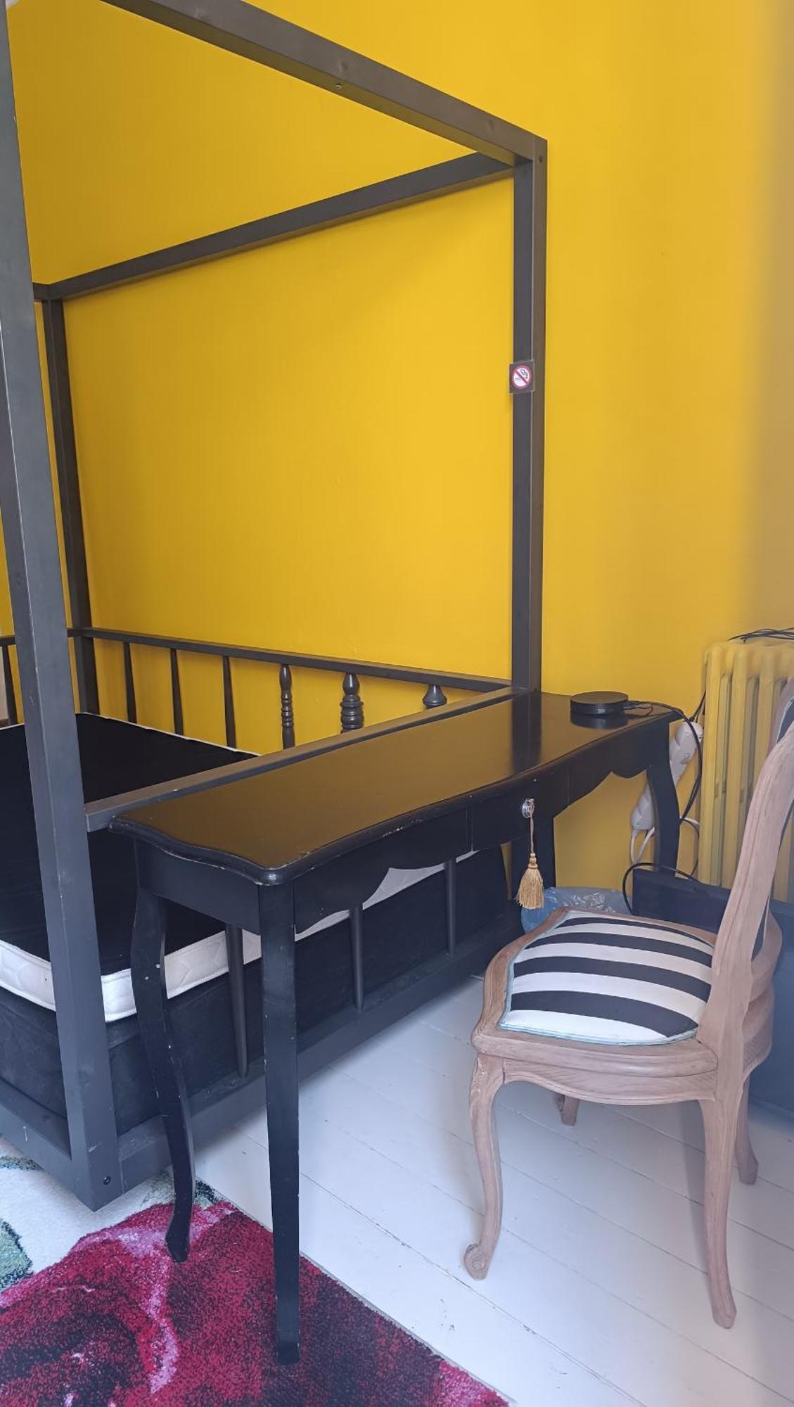 Buky Palace Pons Exterior photo
