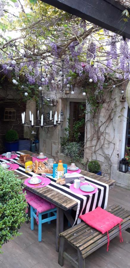 Buky Palace Pons Exterior photo